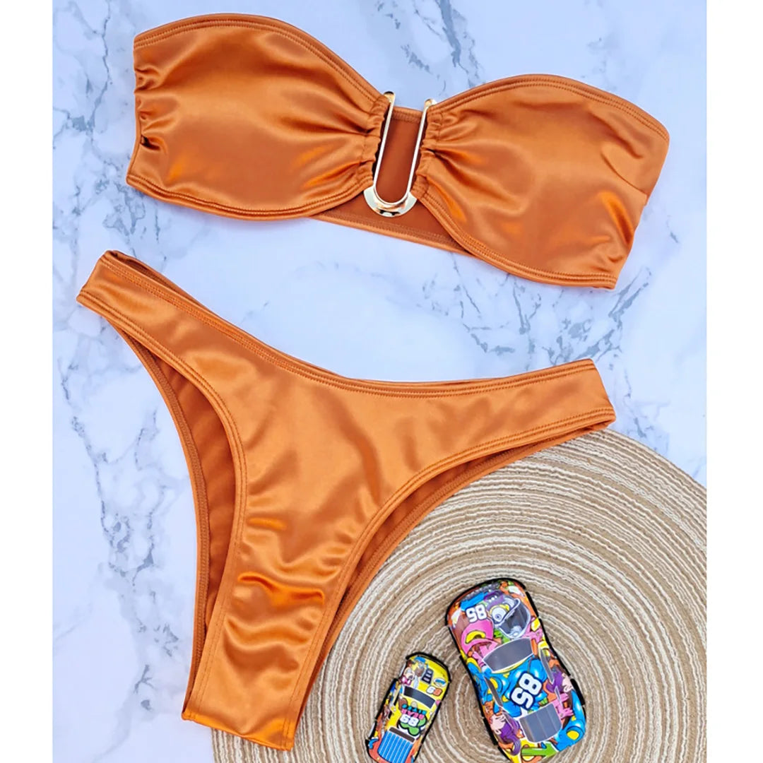 Maillot de bain deux pièces sans bretelles avec coussinets réglables