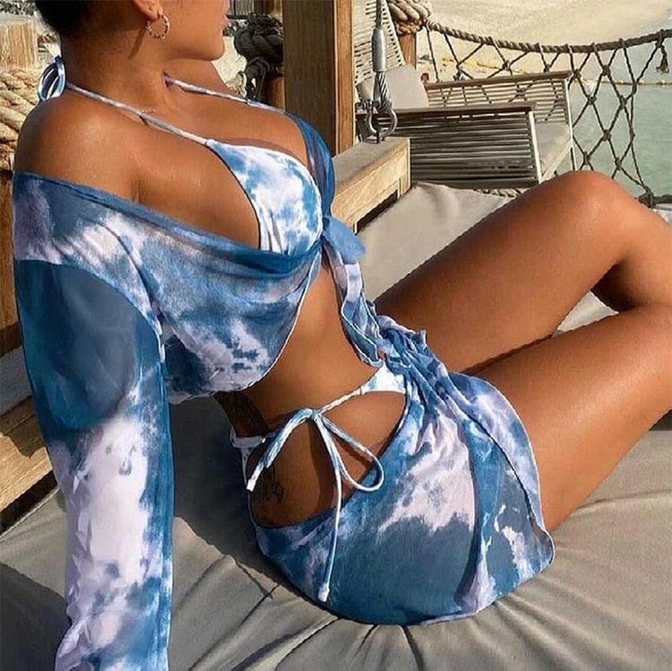 Ensemble de bikini à quatre éléments avec coupe réglable