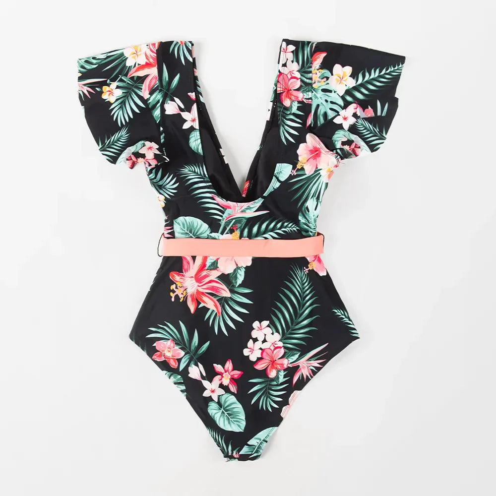 Maillot de bain une pièce avec un décolleté en V profond