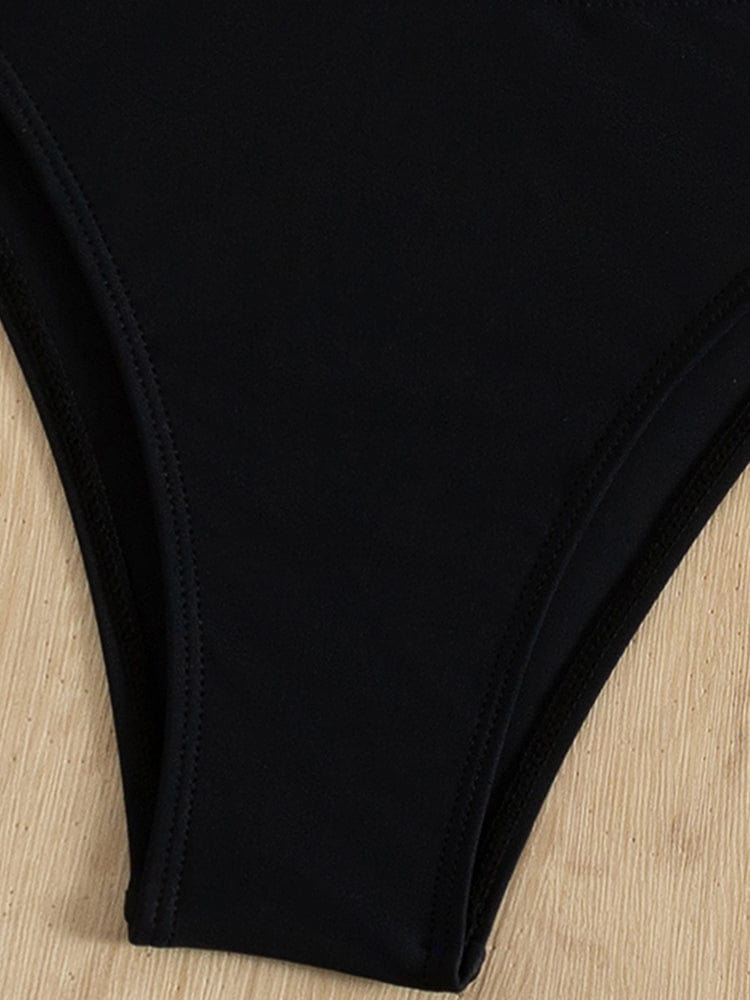 Maillot de bain une pièce avec des anneaux