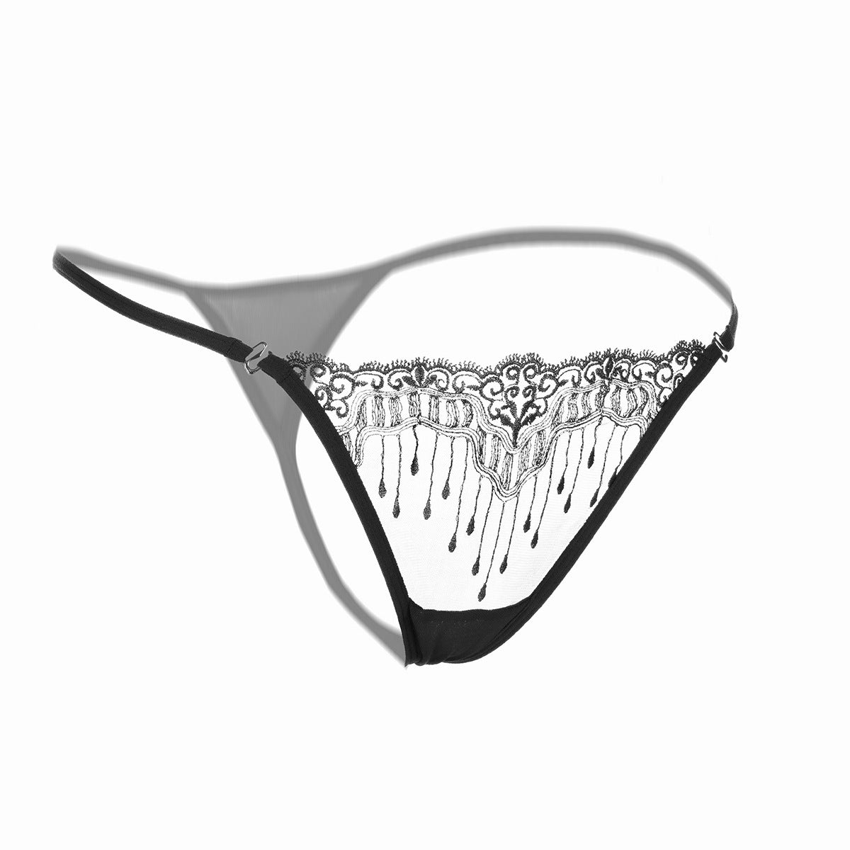 String en dentelle avec motif brodé