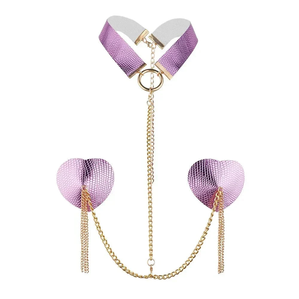 Collier avec des tétons