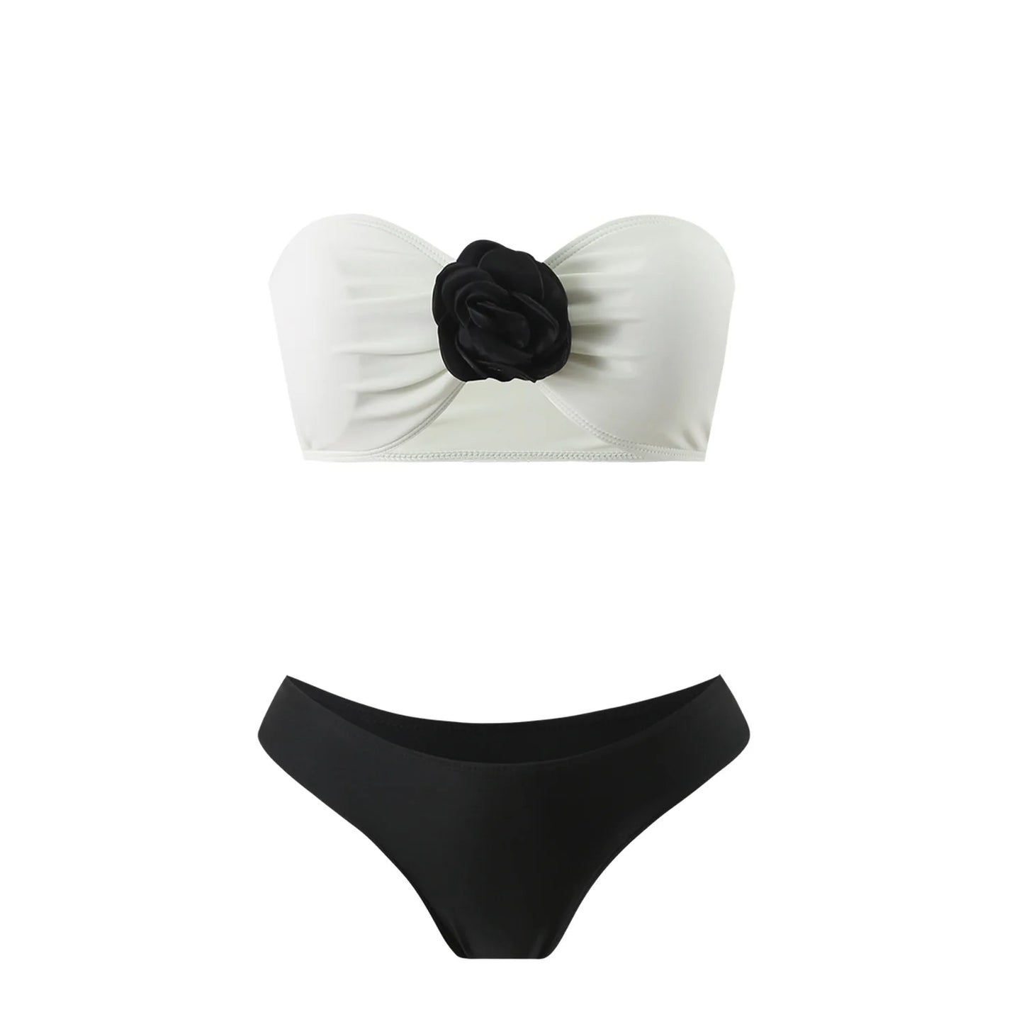 Maillot de bain deux pièces avec une jupe élégante