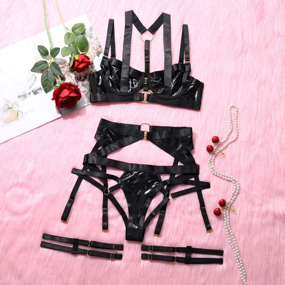 Latex lingerie set with front closure bra