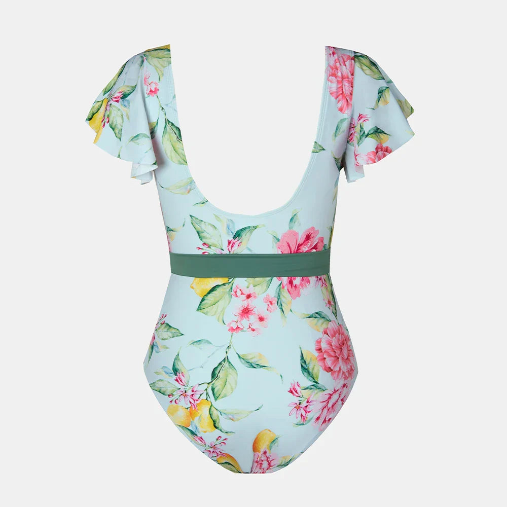 Maillot de bain une pièce avec un décolleté en V profond