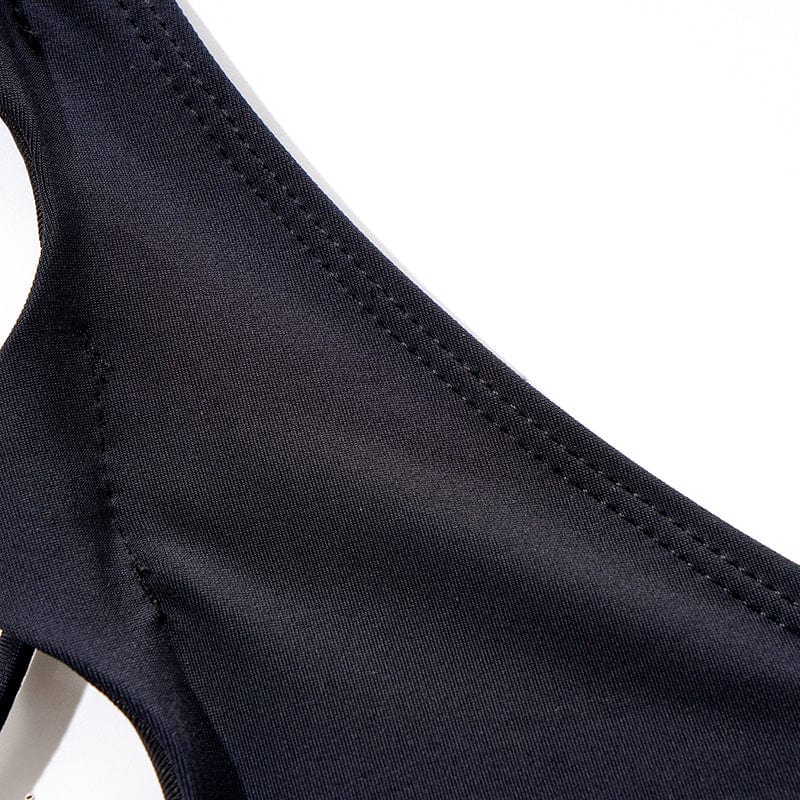 Maillot de bain une pièce avec un décolleté plongeant