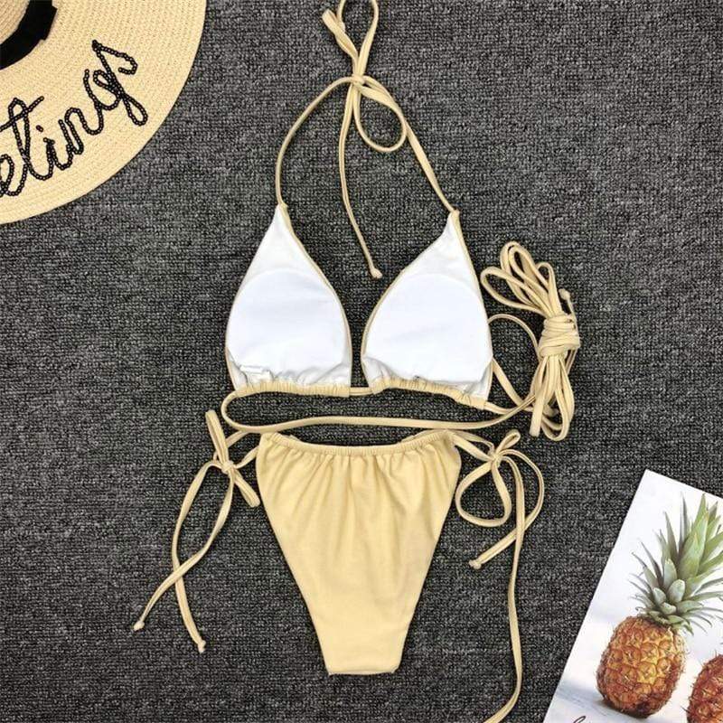 Bikini taille haute au style moderne