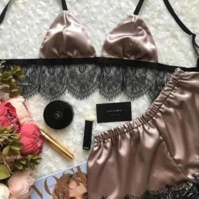 Beige Pyjama Court pour Femme avec Dentelle