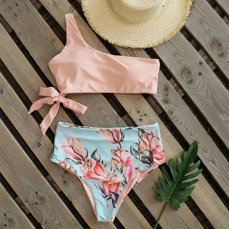 Maillot de bain deux pièces bikini fleuri asymétrique