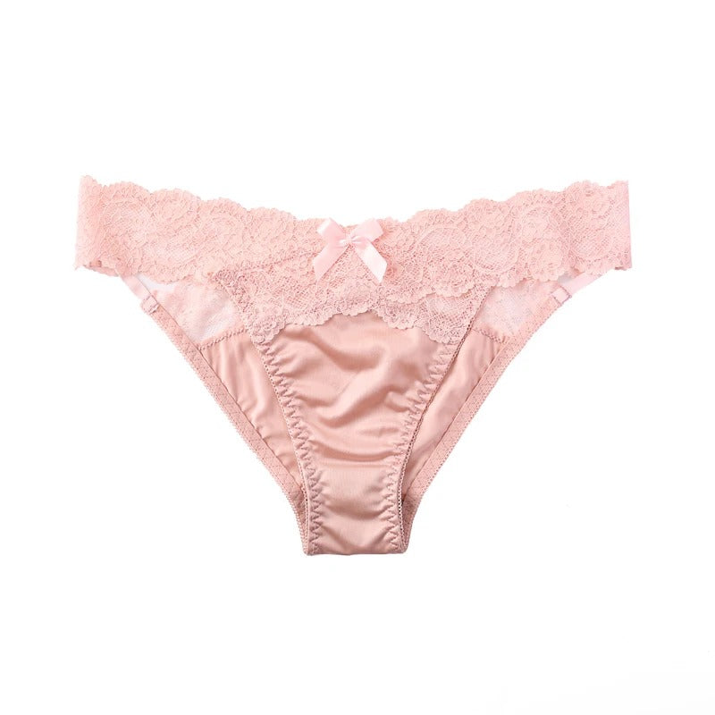 Sexy panties with lace inserts