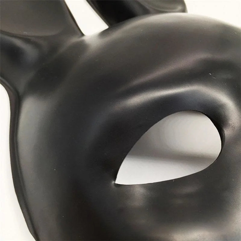 Noir Masque aux longues oreilles