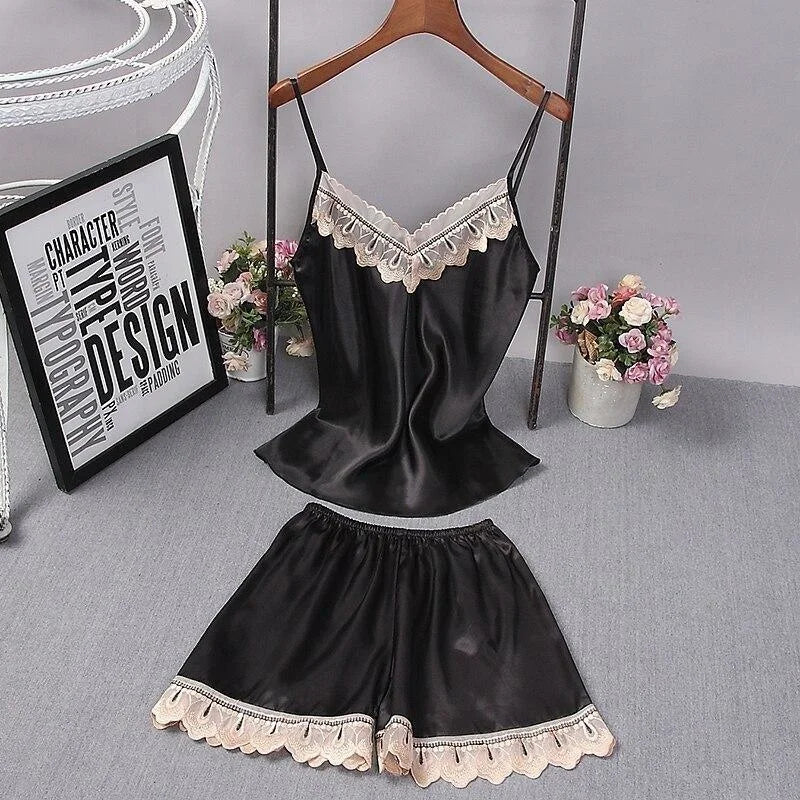 Pyjama Femme en Satin - avec Dentelle Blanche