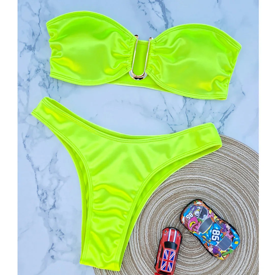 Maillot de bain deux pièces sans bretelles avec coussinets réglables