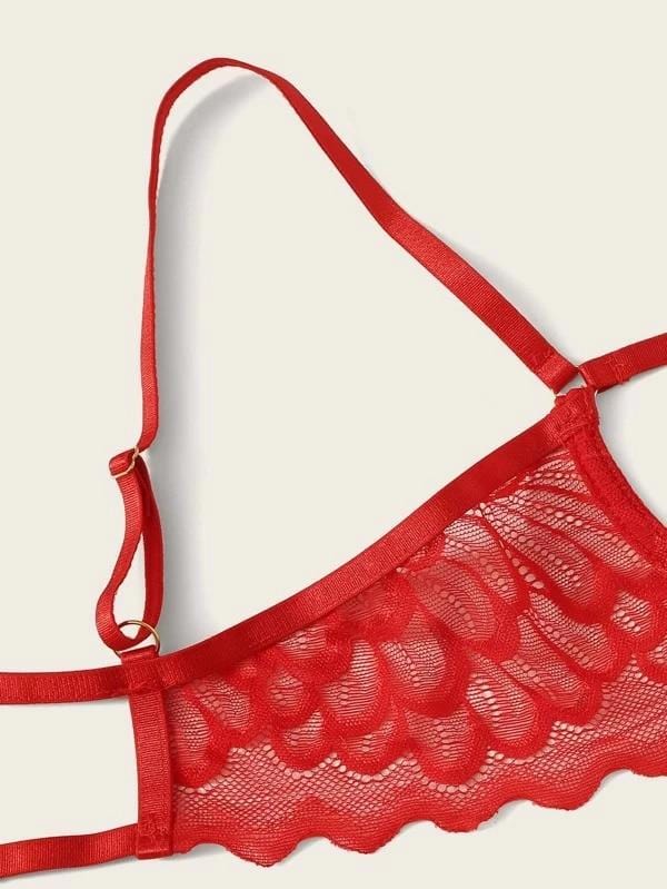 Ensemble de lingerie en dentelle avec des découpes élégantes