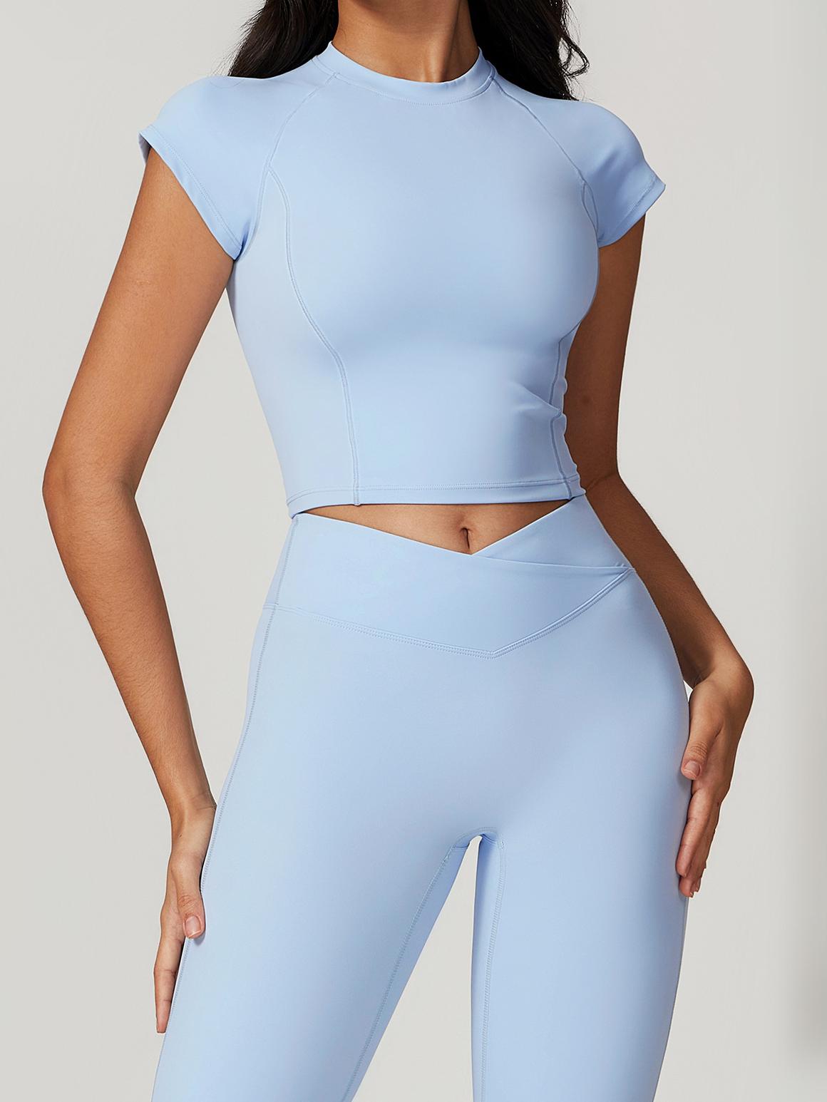 Short-sleeved T-shirt
