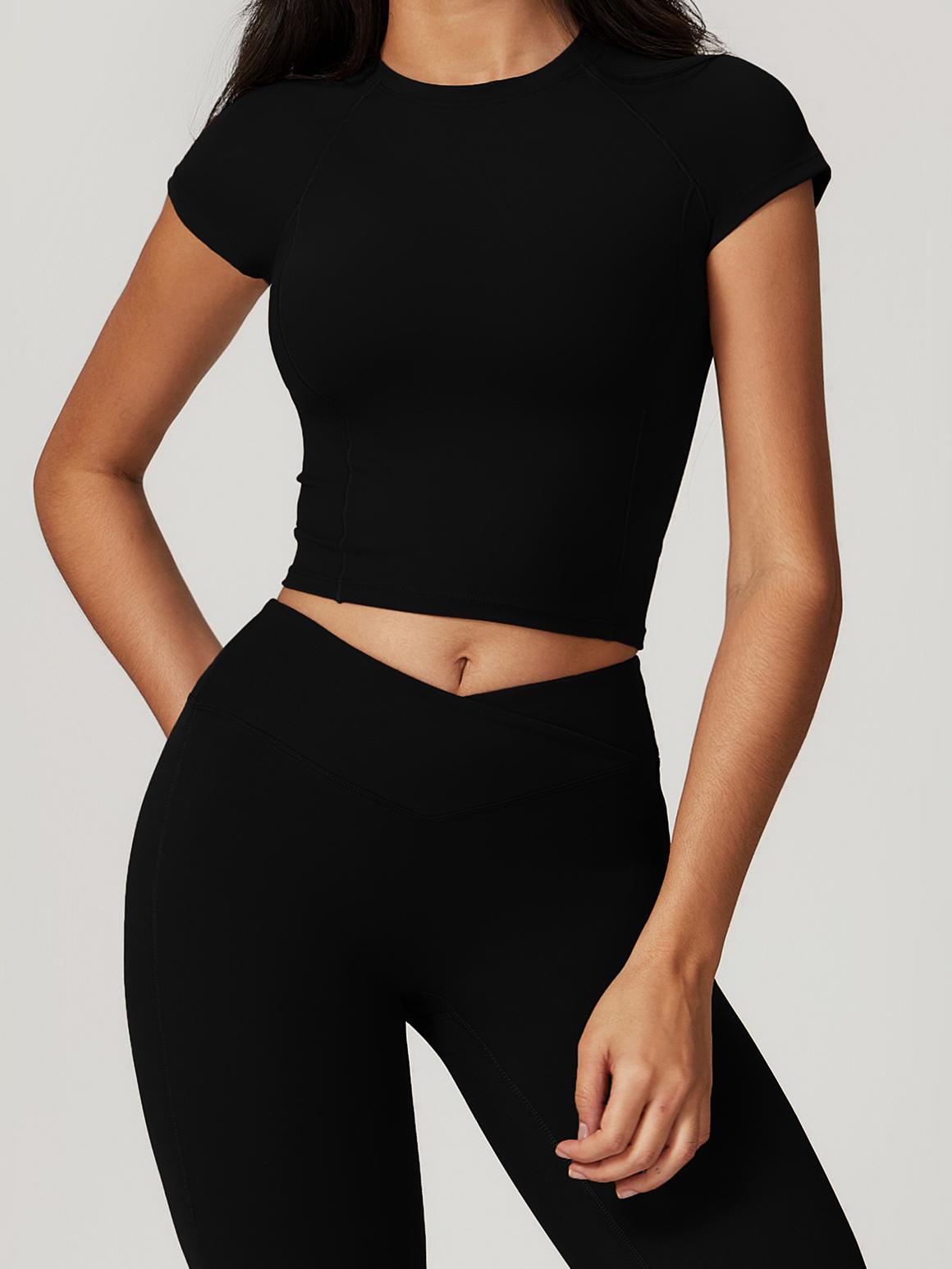 Short-sleeved T-shirt