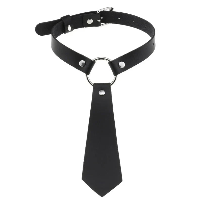 Choker avec cravate