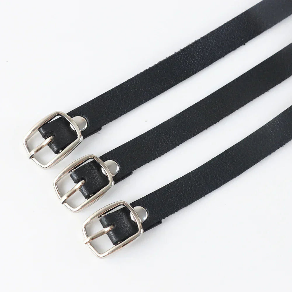 Collier en motif harnais avec des sangles réglables