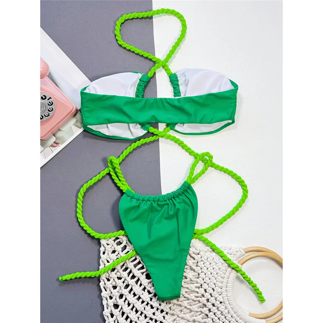 Maillot de bain deux pièces avec des liens de style marin
