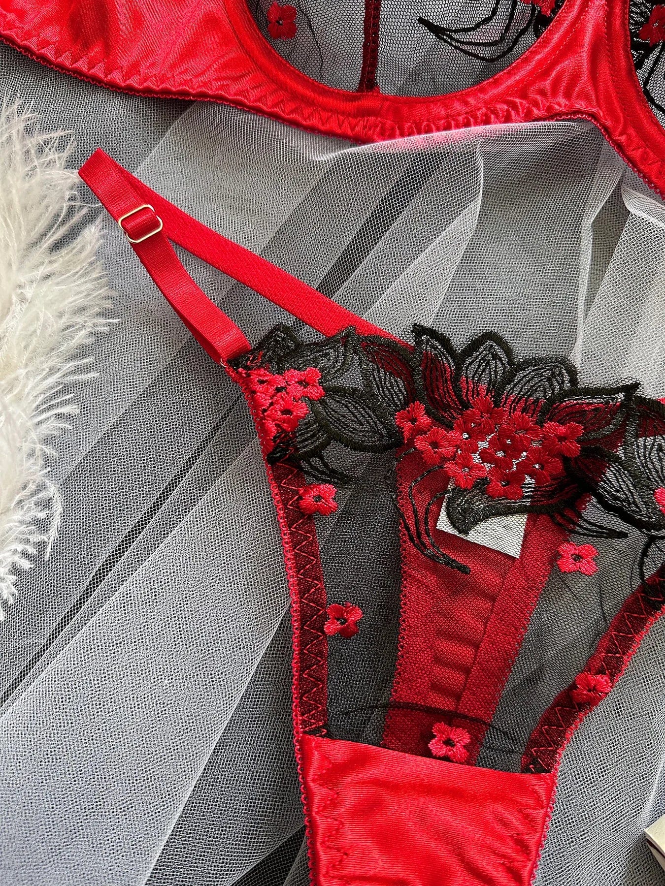 Ensemble de lingerie avec des ornements en dentelle en coupe push-up
