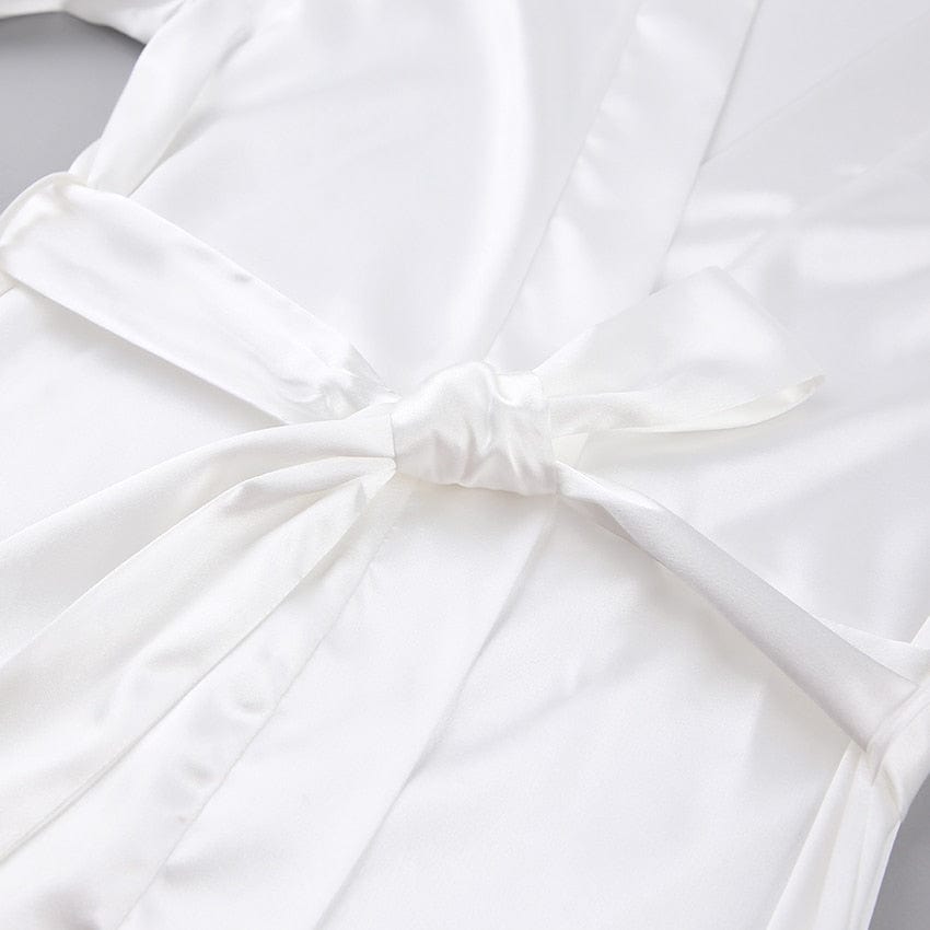 Peignoir en satin à manches longues