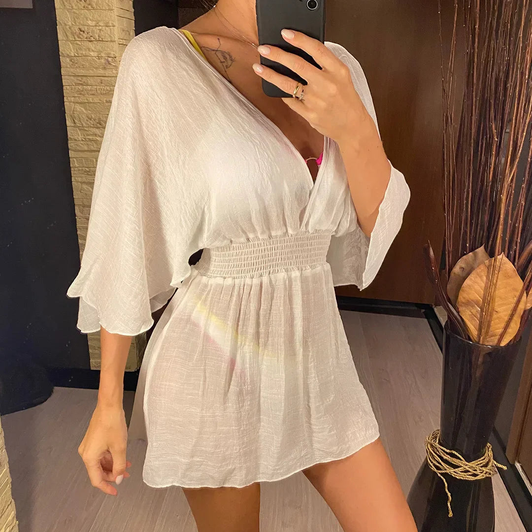 Robe de plage avec un décolleté en V profond
