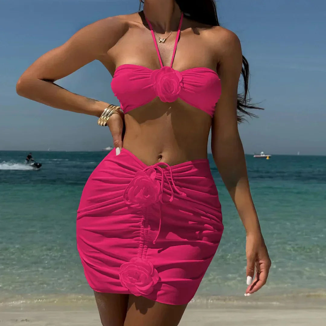 Maillot de bain deux pièces avec un soutien-gorge sans bretelles