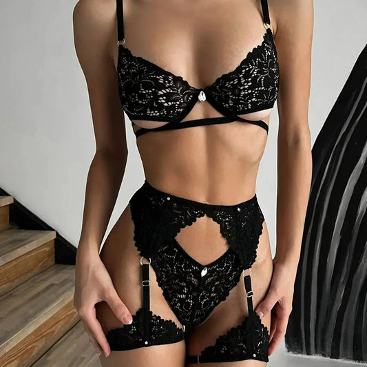 Ensemble de lingerie en dentelle avec soutien-gorge réglable