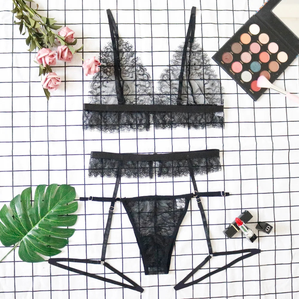  Lingerie Sexy en Dentelle Fine - Ensemble 3 pièces