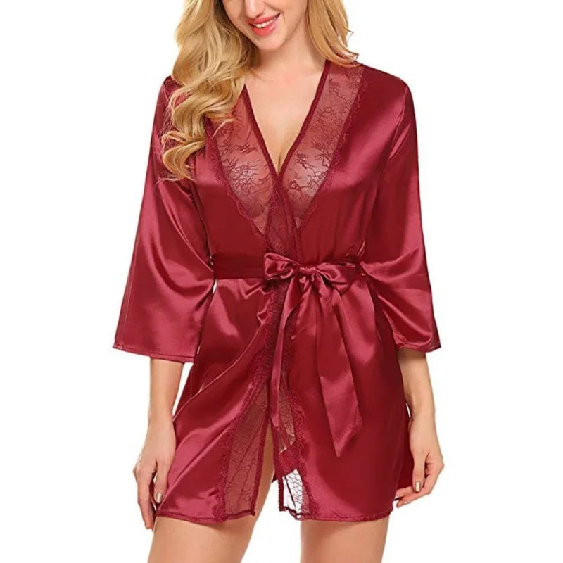 Rouge Kimono Féminin Classique avec Dentelle