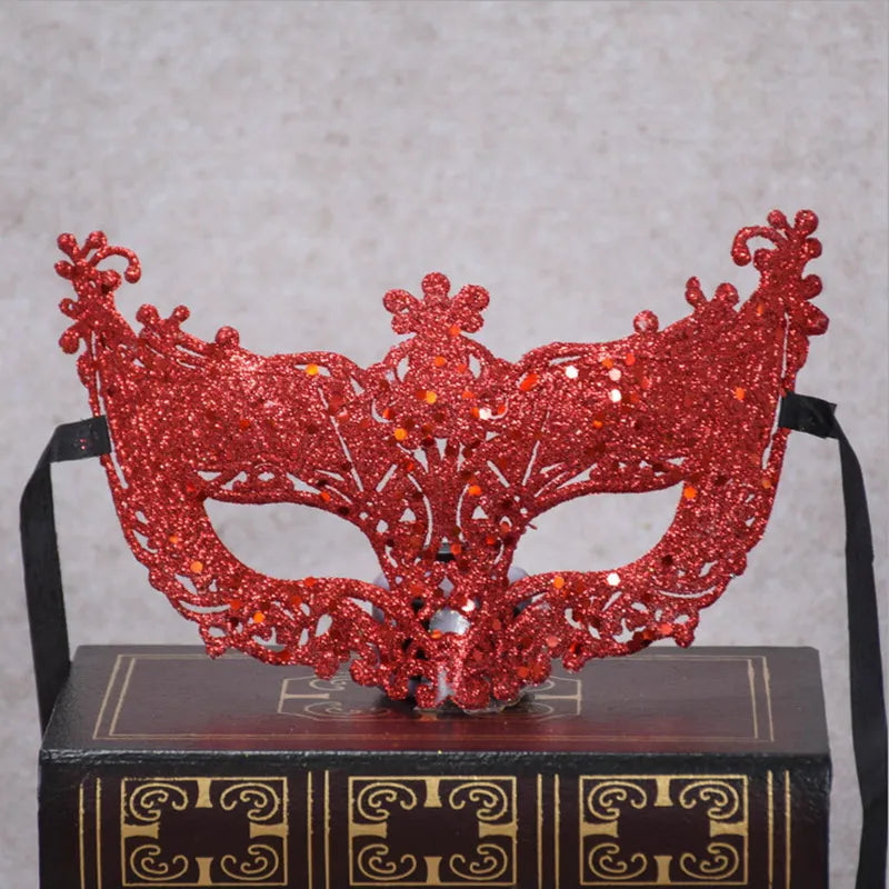 Rouge Masque pour les yeux scintillant