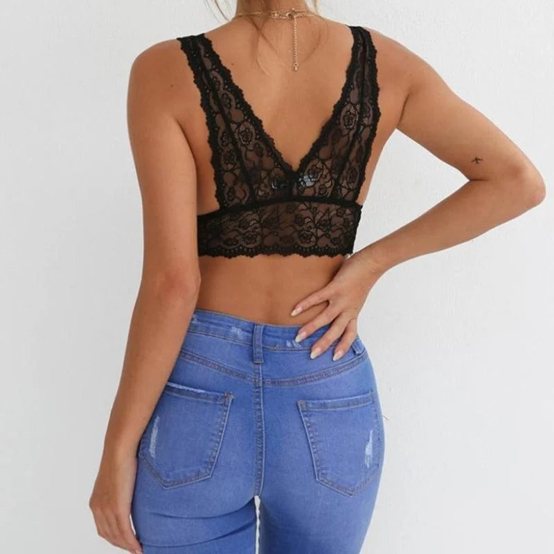  Soutien-gorge en dentelle avec une coupe décorative